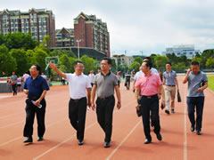 涪城區鄧輝區長(cháng)一行蒞臨東辰集團視察調研