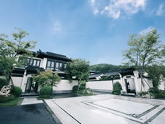有個(gè)院子 裝滿(mǎn)幸福與幸運